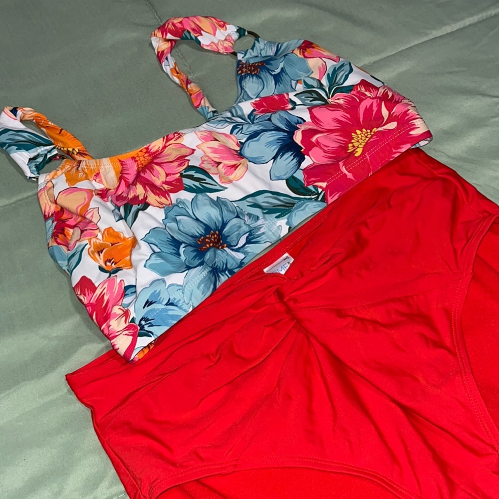 High Waisted Hawaiian Floral 2 Piece Swim Suit